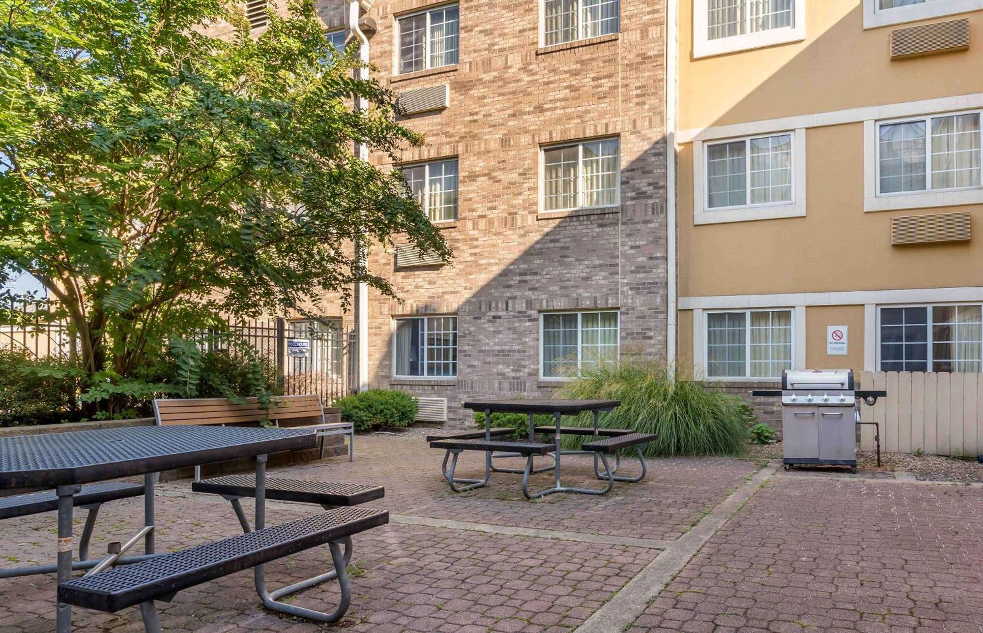Extended Stay America Suites - Louisville - Alliant Avenue Экстерьер фото